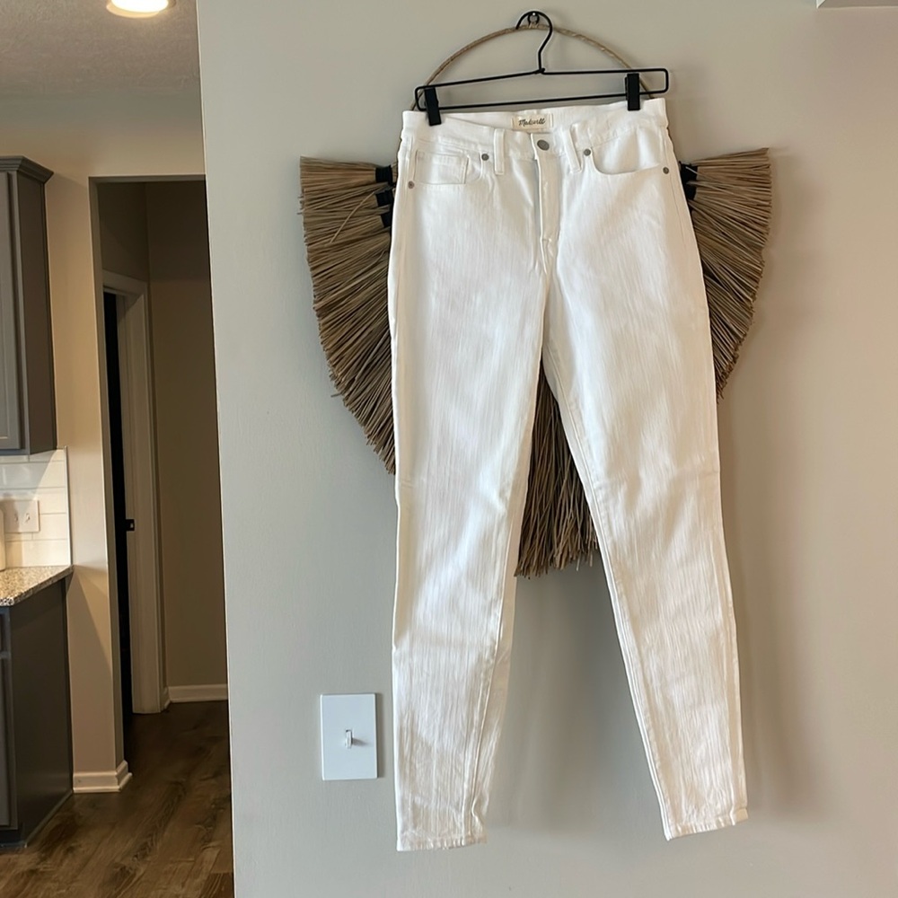 Madewell 9” high riser white skinny skinny jean